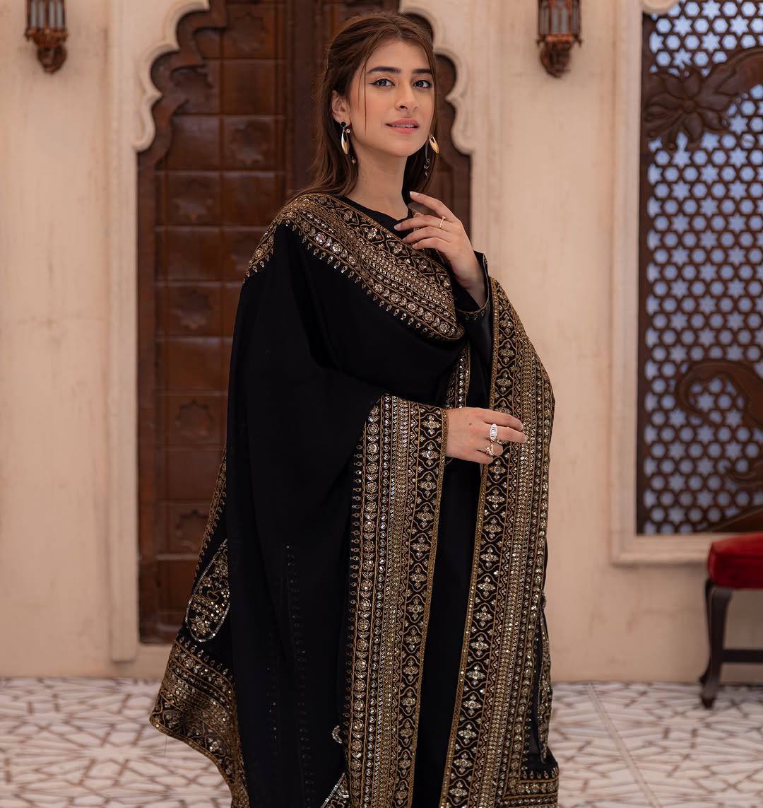 Regal Black & Bronze Embroidered Silhouette